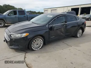 2015 Ford Fusion SE Hybrid with VIN 3FA6P0LU2FR310637, listed as a Copart auction lot 75388924 with 259,077 mi miles and Salvage title. Bid and sale history available at DreamBid. Image 1.