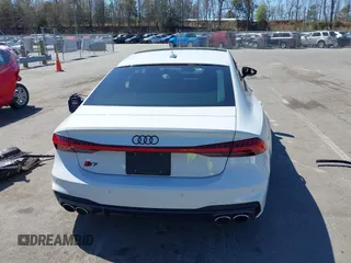 2021 Audi S7 Prestige z VIN WAUSFBF22MN075994, wystawiony jako IAAI lot #41903379 z przebiegiem Nie podano mil oraz . Historia ofert i sprzedaży dostępna na DreamBid. Obrazek 16.
