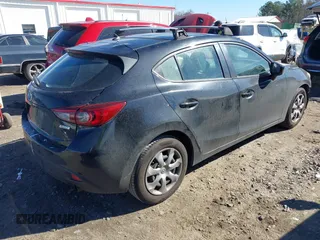 2014 Mazda 3 i Sport with VIN JM1BM1K79E1163311, listed as a IAAI auction lot 41695340 with 263,388 mi miles and . Bid and sale history available at carsss.com. Image 4.