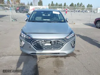 2020 Hyundai Ioniq Hybrid Limited with VIN KMHC05LC5LU235549, listed as a IAAI auction lot 41544821 with 107,471 mi miles. Bid and sale history available at carsss.com. Image 6.