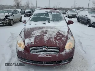 2007 Hyundai Accent GL z VIN KMHCN45C07U072761, wystawiony jako Copart lot #42321615 z przebiegiem 158 492 mil mil oraz Szkoda całkowita • Salvage title. Historia ofert i sprzedaży dostępna na DreamBid. Obrazek 5.