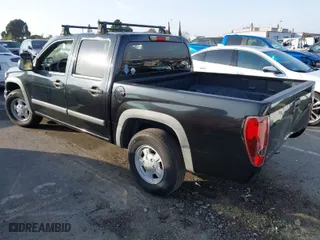2008 Chevrolet Colorado LT w/1LT with VIN 1GCCS339388208325, listed as a IAAI auction lot 41479911 with 172,795 mi miles. Bid and sale history available at carsss.com. Image 3.