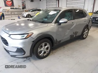 2024 Honda HR-V LX with VIN 3CZRZ1H34RM743881, listed as a IAAI auction lot 41373734 with 18,362 mi miles. Bid and sale history available at carsss.com. Image 17.