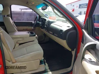 2008 GMC Sierra 1500 SLE1 z VIN 3GTEC13J08G108486, wystawiony jako IAAI lot #42064018 z przebiegiem 197 044 mil mil oraz . Historia ofert i sprzedaży dostępna na DreamBid. Obrazek 5.