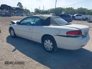 2004 Chrysler Sebring LX z VIN 1C3EL45X14N328051, wystawiony jako IAAI lot #42117822 z przebiegiem 129 535 mil mil oraz . Historia ofert i sprzedaży dostępna na DreamBid. Obrazek 3.
