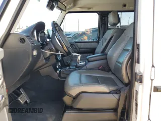 2017 Mercedes-Benz G 550 z VIN WDCYC3KF5HX280749, wystawiony jako Copart lot #57436035 z przebiegiem 75 967 mil mil oraz Szkody całkowita. Historia ofert i sprzedaży dostępna na DreamBid. Obrazek 7.