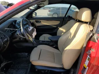 2010 BMW 1 Series 128i with VIN WBAUL7C5XAVJ77407, listed as a Copart auction lot 75903634 with 127,619 mi miles and Salvage title. Bid and sale history available at DreamBid. Image 7.