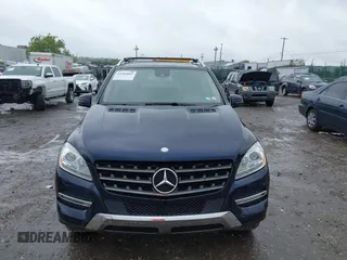 2015 Mercedes-Benz M 350 with VIN 4JGDA5HB1FA542885, listed as a IAAI auction lot 42284802 with 162,238 mi miles and . Bid and sale history available at DreamBid. Image 12.
