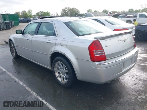 2006 Chrysler 300 C with VIN 2C3KA63H16H352507, listed as a IAAI auction lot 41926057 with 129,962 mi miles. Bid and sale history available at carsss.com. Image 3.