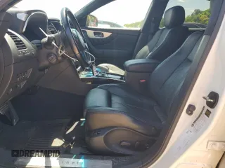 2015 Infiniti QX70 z VIN JN8CS1MW5FM481185, wystawiony jako Copart lot #52884555 z przebiegiem Nie podano mil oraz Szkoda całkowita • Salvage title. Historia ofert i sprzedaży dostępna na DreamBid. Obrazek 7.