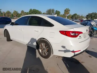 2015 Hyundai Sonata 2.4L SE with VIN 5NPE24AF5FH122097, listed as a IAAI auction lot 42065663 with 218,586 mi miles. Bid and sale history available at carsss.com. Image 3.