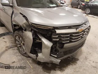 2025 Chevrolet Equinox AWD LT with VIN 3GNAXPEG5SL103717, listed as a IAAI auction lot 41389601 with 4,617 mi miles. Bid and sale history available at carsss.com. Image 6.