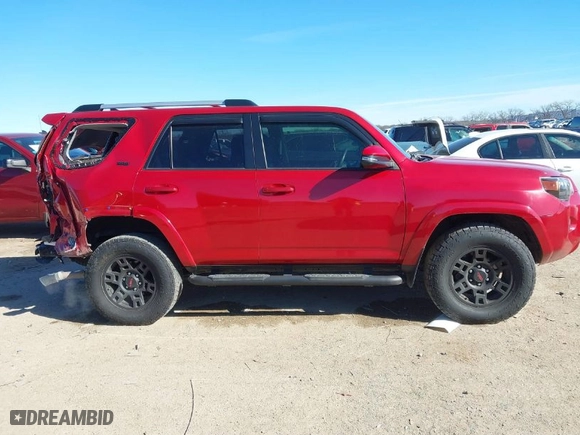 2020 Toyota 4Runner SR5 with VIN JTEBU5JR0L5820511, listed as a IAAI auction lot 41290809 with 36,834 mi miles. Bid and sale history available at carsss.com. Image 13.
