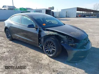 2025 Tesla Model 3 Long Range with VIN 5YJ3E1EA9SF932031, listed as a IAAI auction lot 41603116 with Not Provided miles. Bid and sale history available at carsss.com. Image 1.