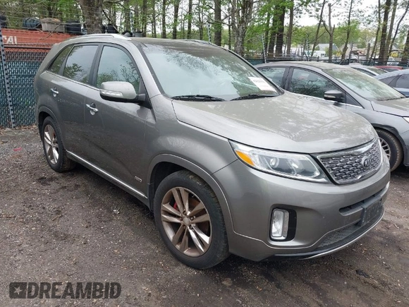 2015 Kia Sorento SX with VIN 5XYKWDA75FG553286, listed as a IAAI auction lot 42020351 with 147,572 mi miles. Bid and sale history available at carsss.com. Image 1.