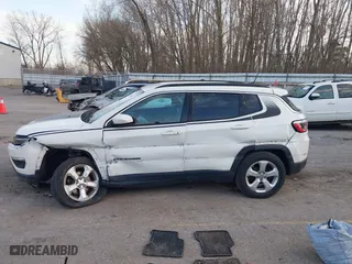 2018 Jeep Compass Latitude with VIN 3C4NJCBB2JT108465, listed as a IAAI auction lot 41833695 with 162,983 mi miles. Bid and sale history available at carsss.com. Image 14.