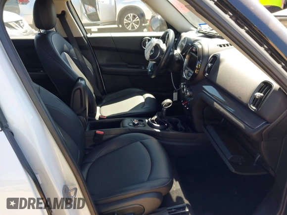 2018 MINI Countryman Cooper with VIN WMZYV5C37J3E03421, listed as a IAAI auction lot 42238016 with 93,810 mi miles and . Bid and sale history available at DreamBid. Image 5.