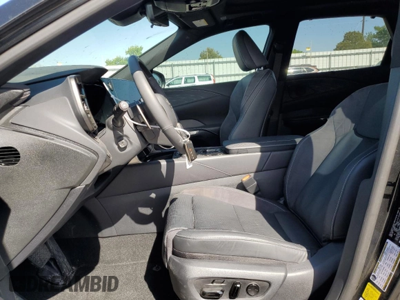 2023 Lexus RX with VIN 2T2BAMCA0PC019032, listed as a Copart auction lot 60090154 with 20,225 mi miles and Salvage Title. Bid and sale history available at carsss.com. Image 7.
