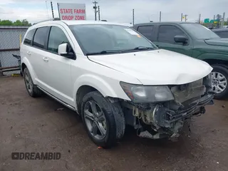2017 Dodge Journey Crossroad Plus with VIN 3C4PDCGB1HT676533, listed as a IAAI auction lot 42105497 with 121,287 mi miles and . Bid and sale history available at DreamBid. Image 1.