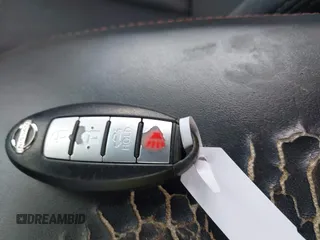 2014 Nissan Maxima SV z VIN 1N4AA5APXEC479159, wystawiony jako IAAI lot #42234950 z przebiegiem 187 187 mil mil oraz . Historia ofert i sprzedaży dostępna na DreamBid. Obrazek 11.