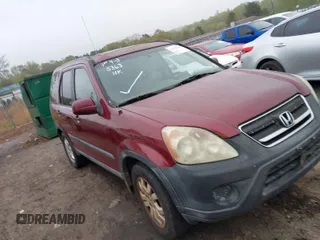 2005 Honda CR-V EX with VIN SHSRD78855U325016, listed as a IAAI auction lot 41955363 with 204,335 mi miles. Bid and sale history available at carsss.com. Image 1.