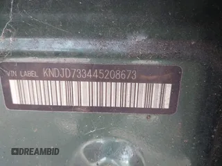 2004 Kia Sorento LX z VIN KNDJD733445208673, wystawiony jako IAAI lot #41789934 z przebiegiem 188 898 mil mil oraz . Historia ofert i sprzedaży dostępna na DreamBid. Obrazek 9.