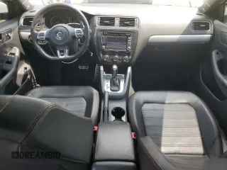 2013 Volkswagen Jetta GLI Autobahn с VIN 3VW4A7AJ2DM395295, выставлен на аукционе Copart как лот 60647345 с пробегом 198 802 миль миль и Списание • Salvage title. История ставок и продаж доступна на DreamBid. Изображение 8.