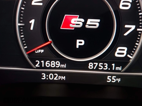 2018 Audi S5 Prestige z VIN WAU24GF59JN010939, wystawiony jako IAAI lot #42020039 z przebiegiem 21 689 mil mil oraz . Historia ofert i sprzedaży dostępna na DreamBid. Obrazek 7.
