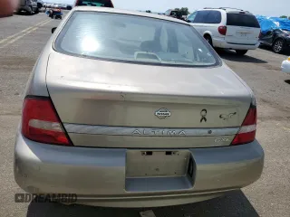 2001 Nissan Altima GXE with VIN 1N4DL01D41C205191, listed as a Copart auction lot 57157734 with 120,600 mi miles and Salvage Title. Bid and sale history available at carsss.com. Image 6.