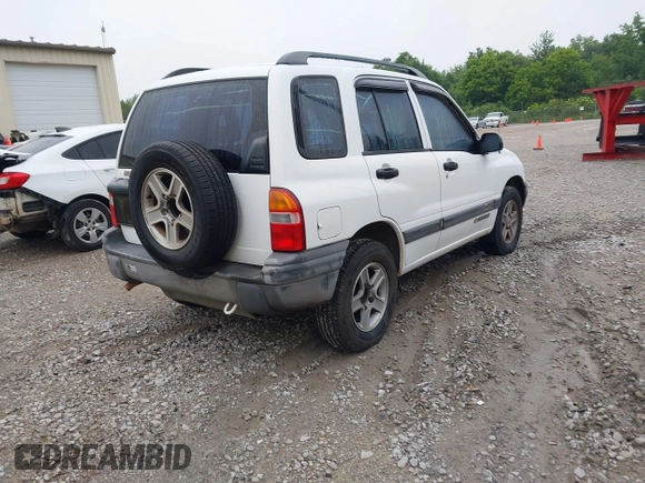 2004 Chevrolet Tracker z VIN 2CNBE134946916733, wystawiony jako IAAI lot #42436659 z przebiegiem 252 417 mil mil oraz . Historia ofert i sprzedaży dostępna na DreamBid. Obrazek 4.