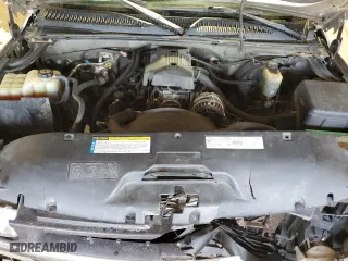 2000 Chevrolet Silverado 1500 LS with VIN 1GCEK14T9YE121960, listed as a Copart auction lot 88673705 with 253,655 mi miles and Salvage Title. Bid and sale history available at carsss.com. Image 12.