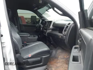 2021 Ram 2500 Tradesman with VIN 3C6UR5CLXMG632197, listed as a IAAI auction lot 41459787 with 105,906 mi miles. Bid and sale history available at carsss.com. Image 5.