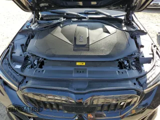 2024 BMW i5 eDrive40 with VIN WBY33FK03RCS14771, listed as a Copart auction lot 62393255 with 25,192 mi miles and Salvage title. Bid and sale history available at DreamBid. Image 11.