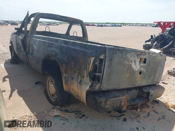 2016 Ford F-250 XL with VIN 1FTBF2A64GED28377, listed as a IAAI auction lot 42417902 with Not provided miles and . Bid and sale history available at DreamBid. Image 3.