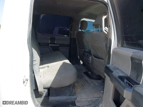 2019 Ford Super Duty F-250 SRW XL with VIN 1FT7W2BT2KEC10637, listed as a IAAI auction lot 41926269 with 212,680 mi miles. Bid and sale history available at carsss.com. Image 8.