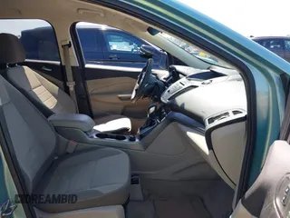 2013 Ford Escape SE with VIN 1FMCU0GX6DUC54374, listed as a IAAI auction lot 42712880 with 140,966 mi miles and . Bid and sale history available at DreamBid. Image 5.