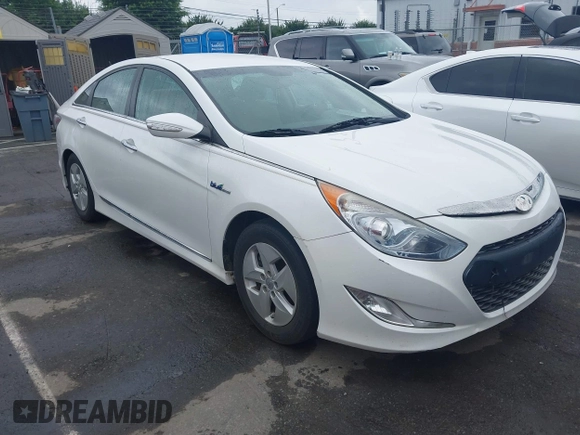 2012 Hyundai Sonata Hybrid with VIN KMHEC4A49CA032414, listed as a IAAI auction lot 42651301 with 136,603 mi miles and . Bid and sale history available at DreamBid. Image 1.