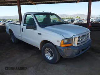 1999 Ford F-250 XL z VIN 1FTNF20L4XED36547, wystawiony jako IAAI lot #42696323 z przebiegiem 168 134 mil mil oraz . Historia ofert i sprzedaży dostępna na DreamBid. Obrazek 1.
