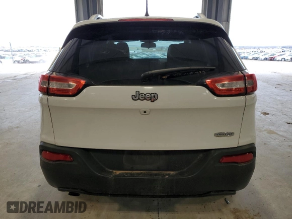 2016 Jeep Cherokee Latitude with VIN 1C4PJLCB6GW201337, listed as a Copart auction lot 50885755 with 185,135 mi miles and Salvage Title. Bid and sale history available at carsss.com. Image 6.
