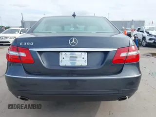 2011 Mercedes-Benz E-Class E 350 Luxury with VIN WDDHF5GB3BA276245, listed as a IAAI auction lot 42062138 with 112,979 mi miles. Bid and sale history available at carsss.com. Image 17.