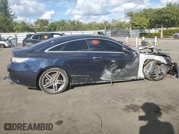 2019 Mercedes-Benz E-Class E 450 with VIN WDD1J6HB5KF074062, listed as a Copart auction lot 83824884 with 0 mi miles and Salvage Title. Bid and sale history available at carsss.com. Image 3.