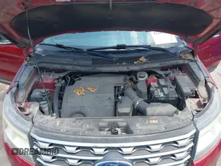 2017 Ford Explorer XLT z VIN 1FM5K7D84HGB14106, wystawiony jako IAAI lot #42285520 z przebiegiem 109 716 mil mil oraz . Historia ofert i sprzedaży dostępna na DreamBid. Obrazek 10.