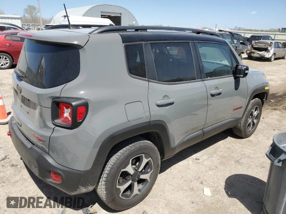 2022 Jeep Renegade Trailhawk z VIN ZACNJDC11NPN55195, wystawiony jako Copart lot #52811305 z przebiegiem 57 688 mil mil oraz Szkoda całkowita • Salvage title. Historia ofert i sprzedaży dostępna na DreamBid. Obrazek 3.