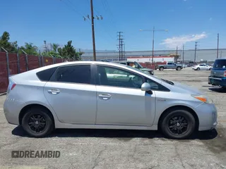 2015 Toyota Prius Four with VIN JTDKN3DU2F1997479, listed as a IAAI auction lot 42644543 with 263,980 mi miles and . Bid and sale history available at DreamBid. Image 13.