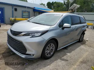 2023 Toyota Sienna XLE with VIN 5TDYRKEC6PS152430, listed as a Copart auction lot 60543295 with Not provided miles and Salvage title. Bid and sale history available at DreamBid. Image 1.