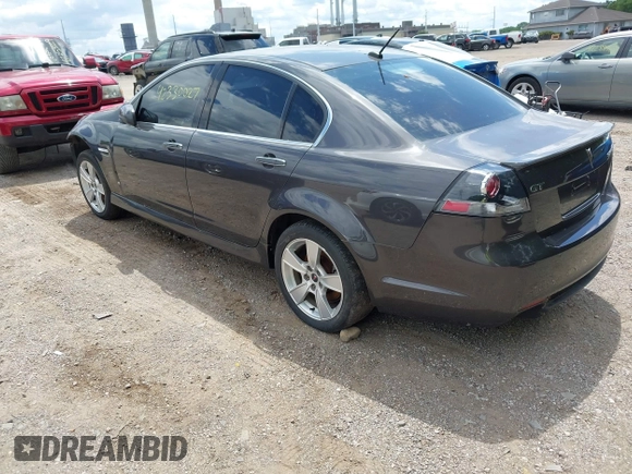 2008 Pontiac G8 GT z VIN 6G2EC57Y28L124035, wystawiony jako IAAI lot #42330027 z przebiegiem 82 106 mil mil oraz . Historia ofert i sprzedaży dostępna na DreamBid. Obrazek 3.