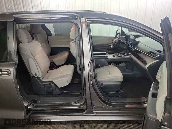 2022 Toyota Sienna LE с VIN 5TDKSKFC2NS047017, выставлен на аукционе IAAI как лот 42501101 с пробегом 155 942 миль миль и . История ставок и продаж доступна на DreamBid. Изображение 22.