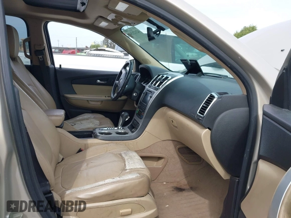 2012 GMC Acadia SLT1 with VIN 1GKKRRED4CJ135970, listed as a IAAI auction lot 42121346 with 178,550 mi miles. Bid and sale history available at carsss.com. Image 5.