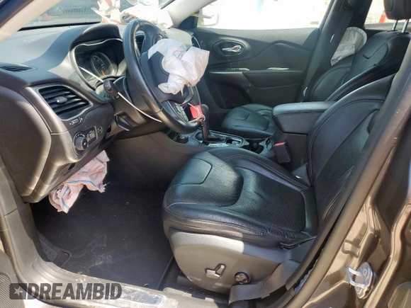 2019 Jeep Cherokee High Altitude with VIN 1C4PJMDX7KD260644, listed as a Copart auction lot 60416985 with 60,861 mi miles and Salvage title. Bid and sale history available at DreamBid. Image 7.