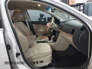 2011 Lincoln MKZ with VIN 3LNHL2GC9BR761467, listed as a IAAI auction lot 41939881 with 137,881 mi miles and . Bid and sale history available at DreamBid. Image 5.